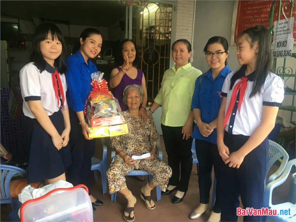 Gia đình cách mạng