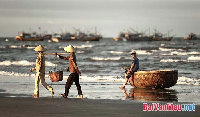 Cảm nhận về truyện Chiếc thuyền ngoài xa của Nguyễn Minh Châu